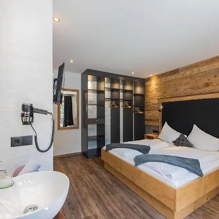 Otel Sonnberg Saalbach-Hinterglemm